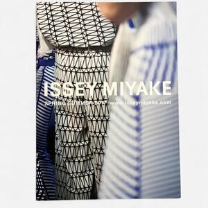 Issey Miyake spring summer 2017 look book catalog
